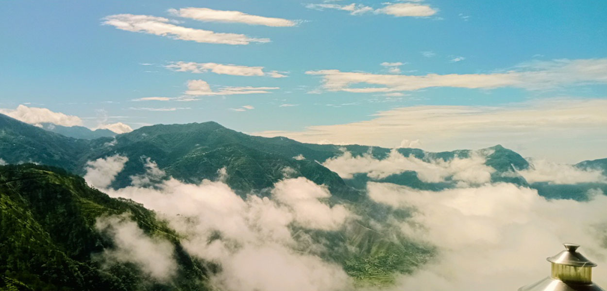 hotel-lotus-rajgarh-himachal-pradesh-magnificent-view-of-nature-with-clouds