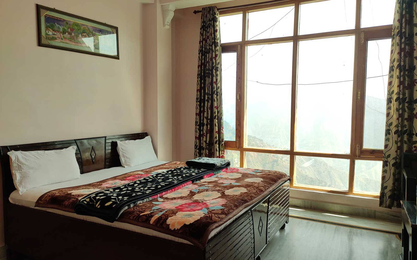 hotel-lotus-rajgarh-himachal-pradesh-best-hotel-in-rajgarh-himachal-pradesh